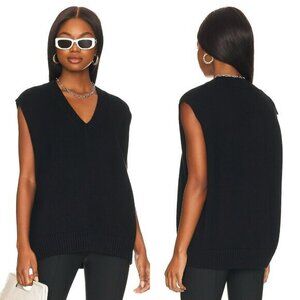 L’Academie Oversized Sweater Vest in Black